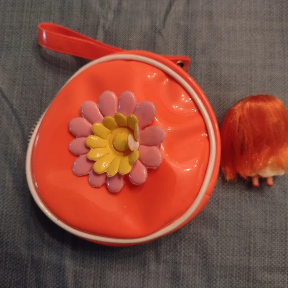 Vintage Liddle Kiddle Orange Doll In Zippered Purse - Picture 7 of 8